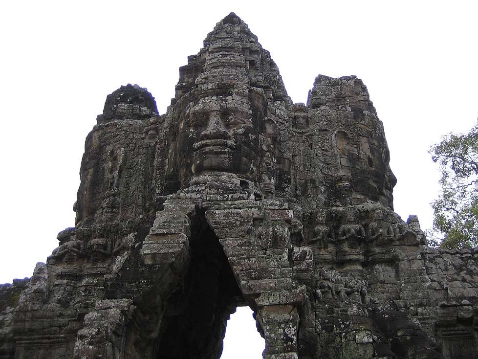 2005-12_Cambodia_0485_Angkor_Angkor_Thom_-_South_Gate