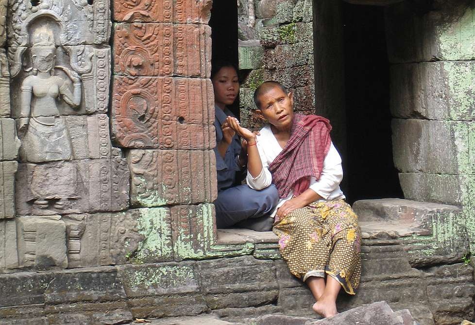 2005-12_Cambodia_0620_Angkor_Ta_Phrom_(roots)
