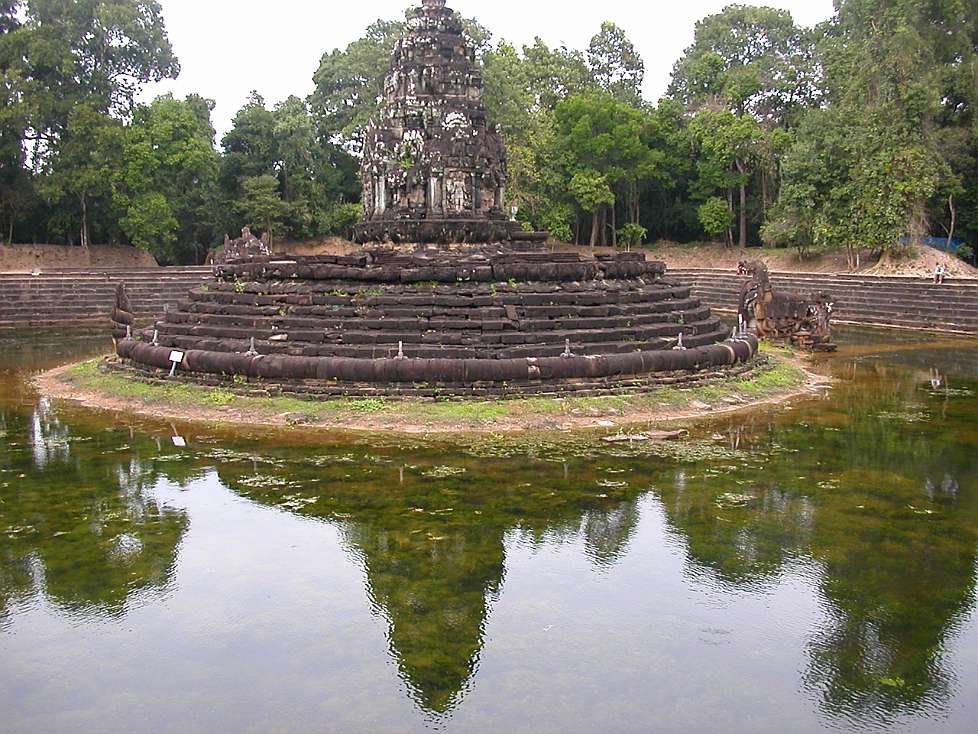 2005-12_Cambodia_0950_Angkor_C_Neak_Pean