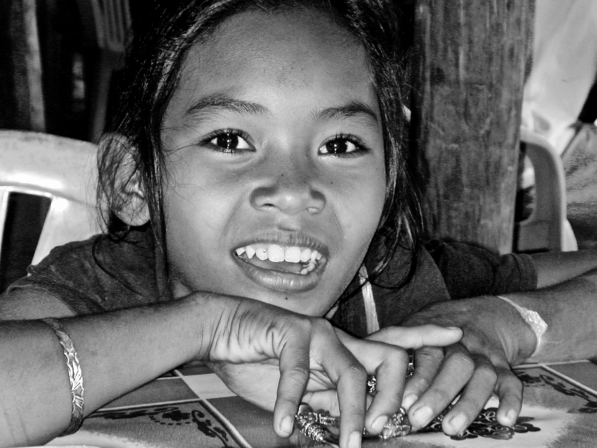 Cambodia_(2005)_0596_Angkor_C_Ta_Phrom_(roots)