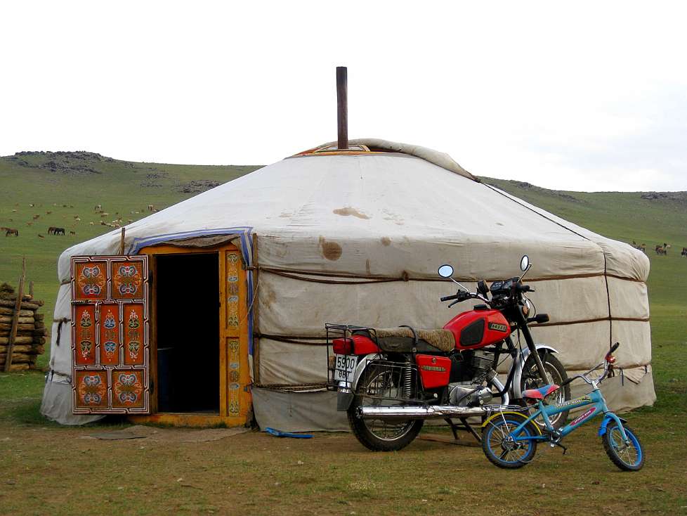 2008-06_Mongolia_0109_Tzagaan_Zalaa