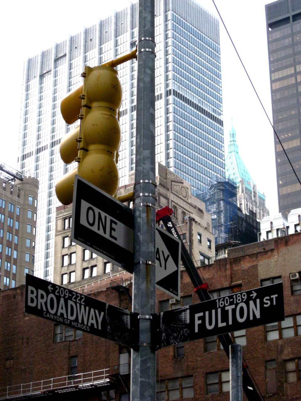 2009-09_New_York_0210_Ground_Zero