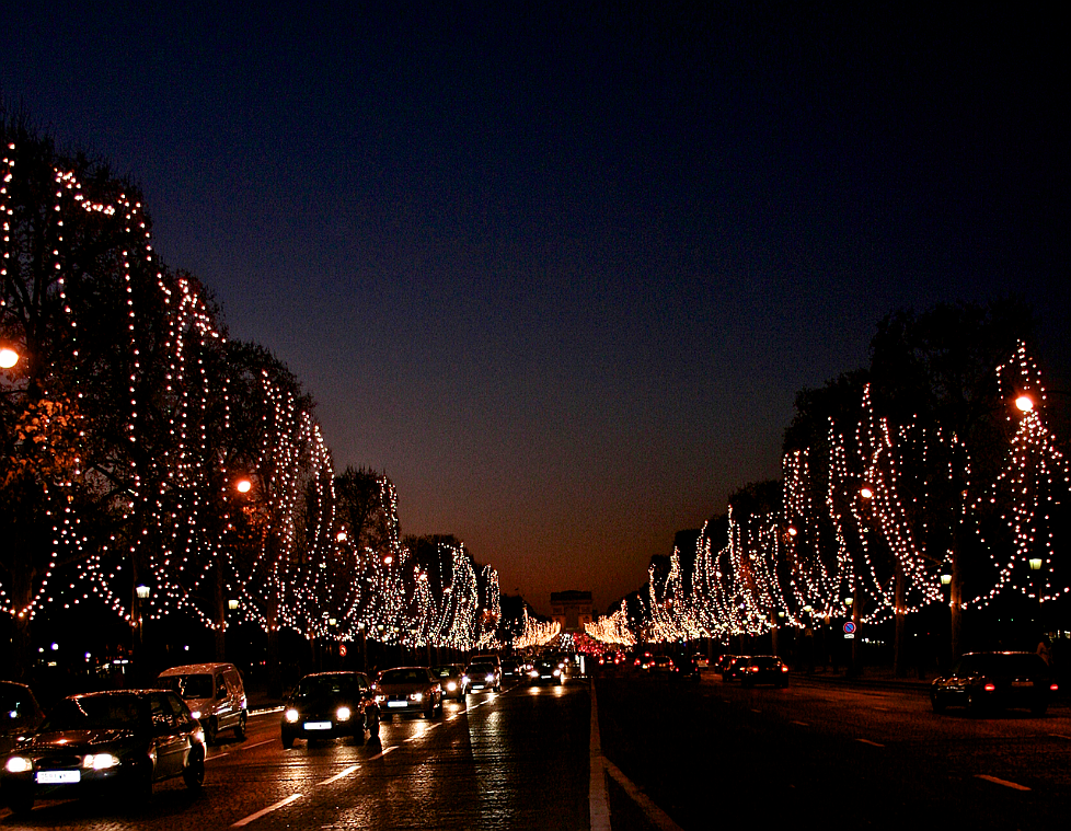 2006-12 Parigi, Natale 2006_202 (cri)_Champs Elisee