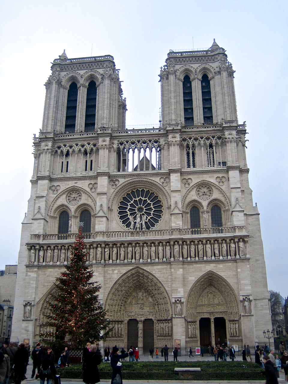 2006-12 Parigi, Natale 2006_384b (simo)_Notre Dame