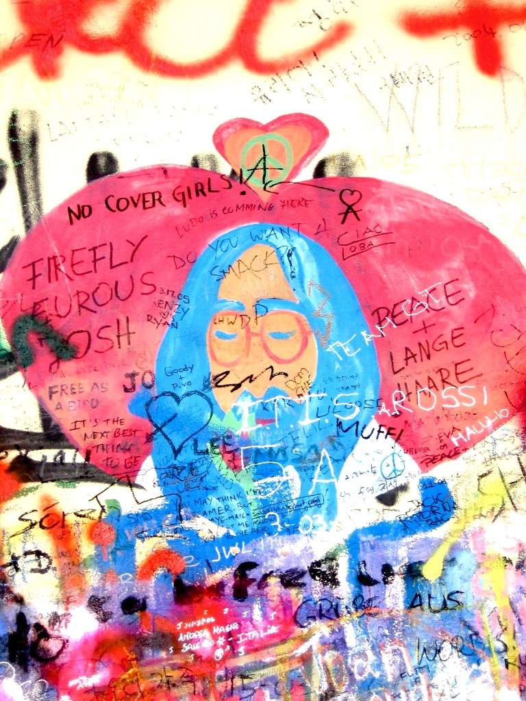 2006-06_Prague_348_-_Muro_di_John_Lennon