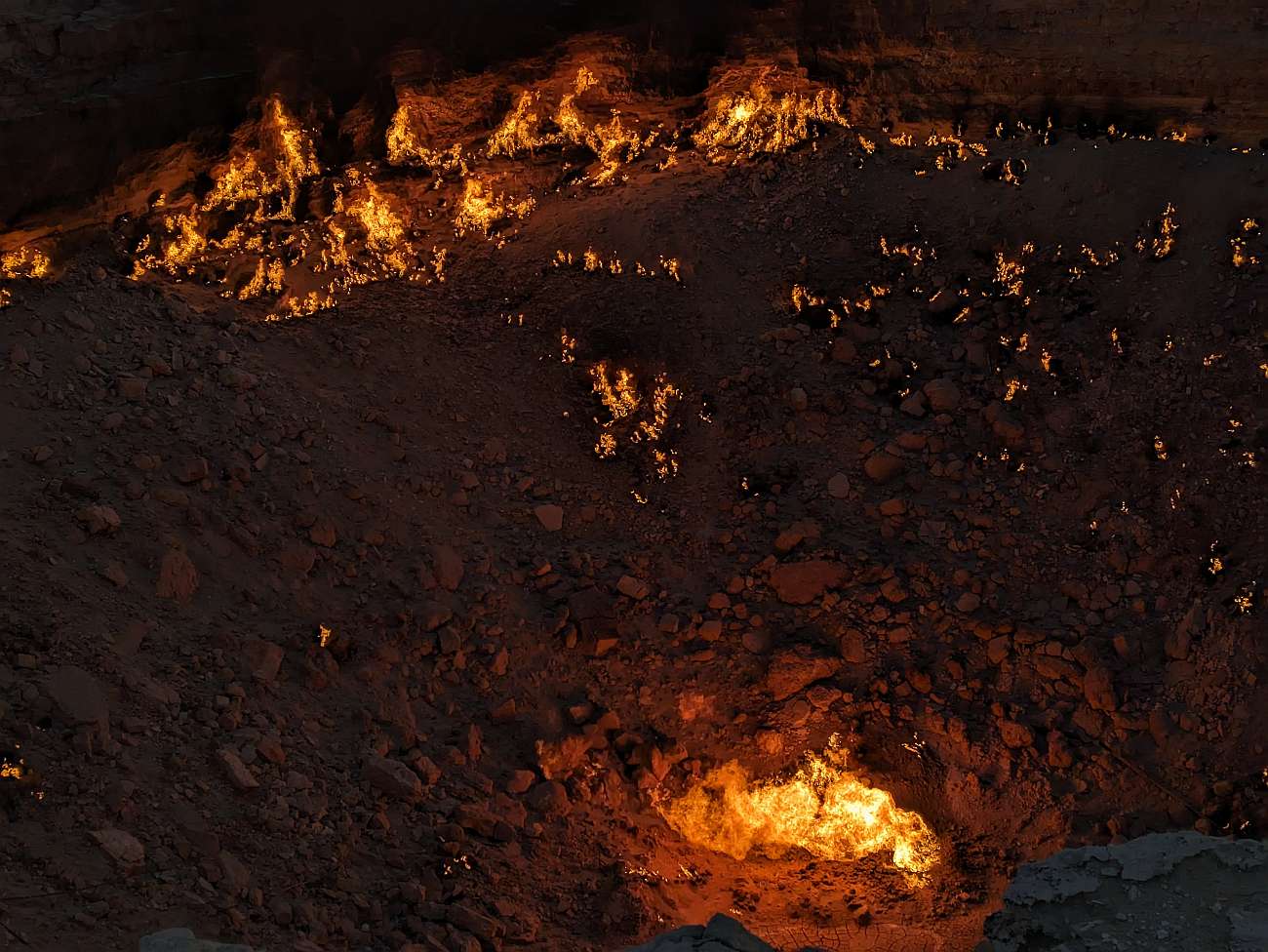 The Gates of Hell (Darwaza, Turkmenistan) - at dawn